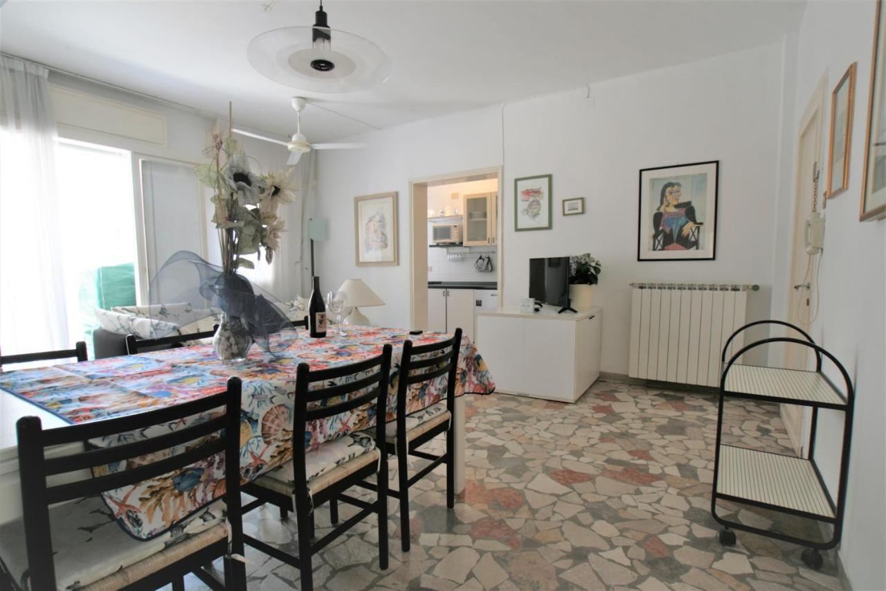 Apartamento Flavia Lido di Jesolo Exterior foto