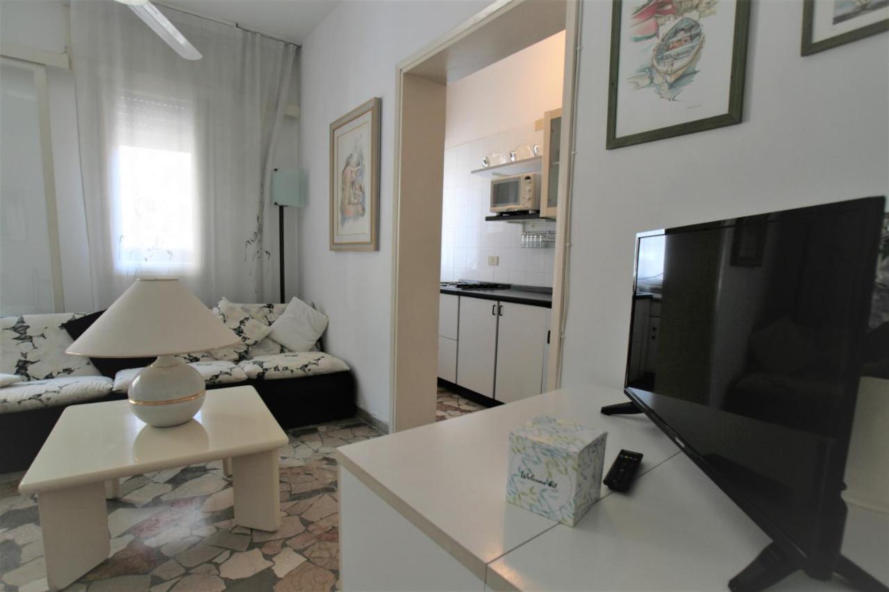 Apartamento Flavia Lido di Jesolo Exterior foto